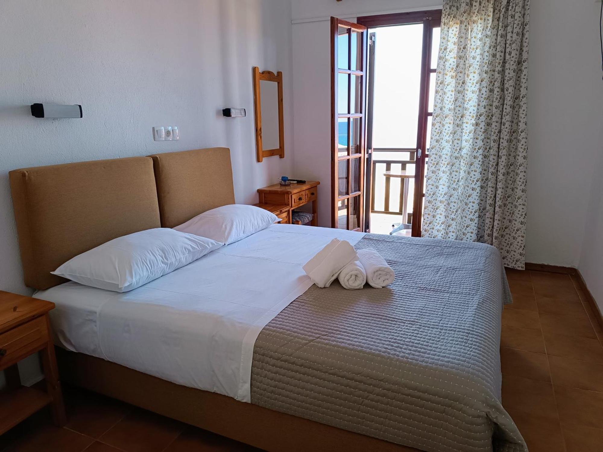 Hotel Erato خوريفتون المظهر الخارجي الصورة