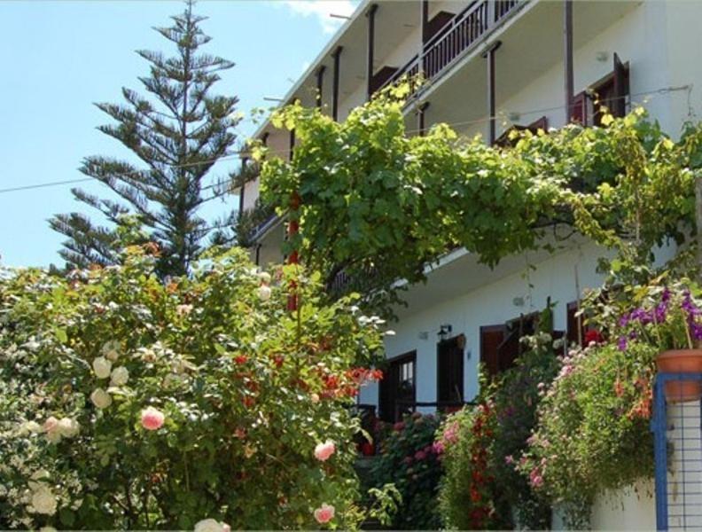 Hotel Erato خوريفتون المظهر الخارجي الصورة